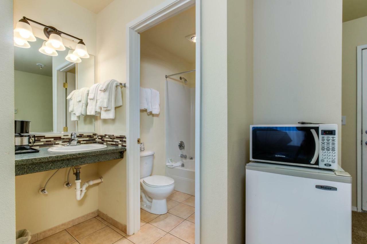 Sandstone Point Hotel Lincoln City Quarto foto